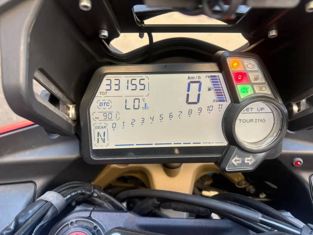 Ducati Multistrada 1200 S Touring (2010 - 12) (4)