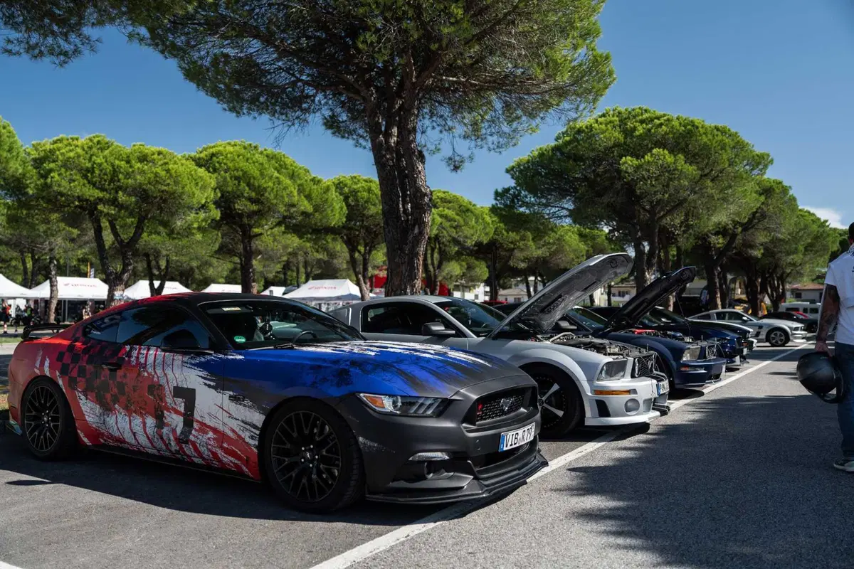 Italian Bike Week 2026: non solo Custom! Special, fuoristrada, viaggi e... auto vintage [VIDEO & GALLERY]