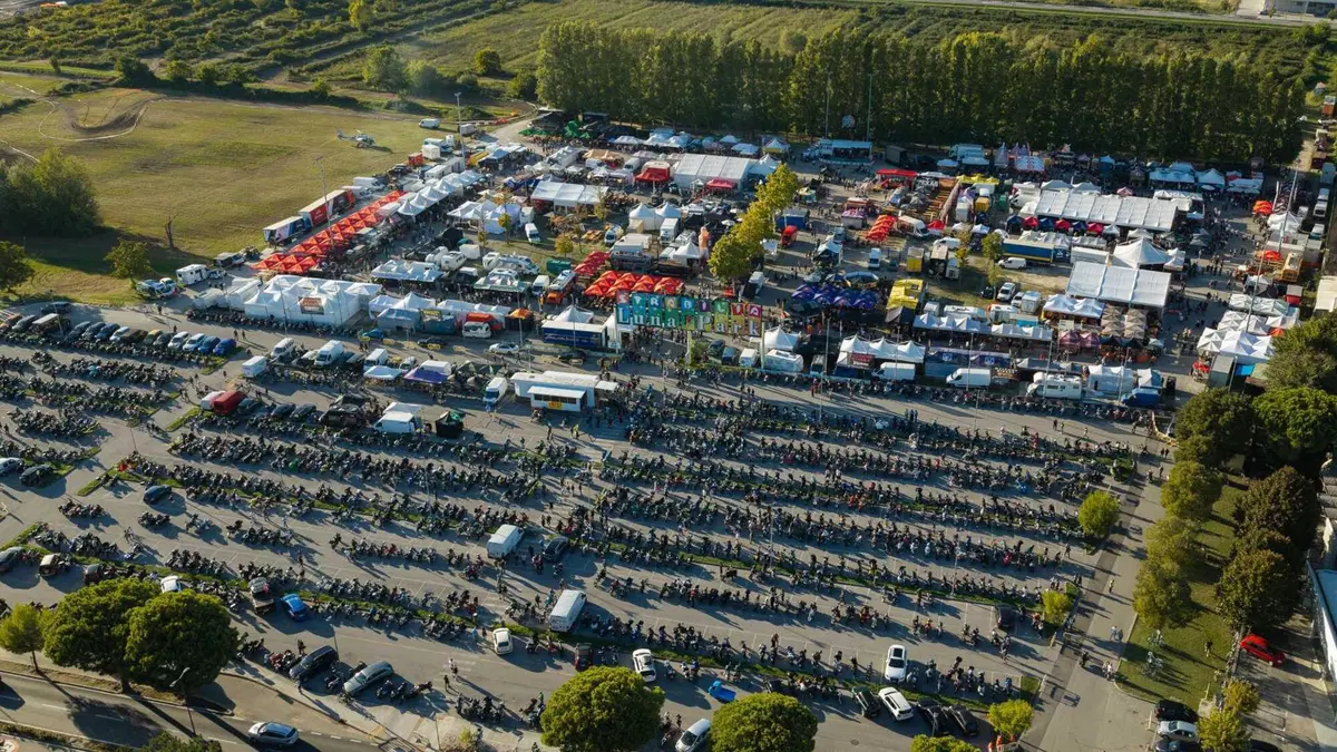Italian Bike Week 2026: non solo Custom! Special, fuoristrada, viaggi e... auto vintage [VIDEO & GALLERY] (3)