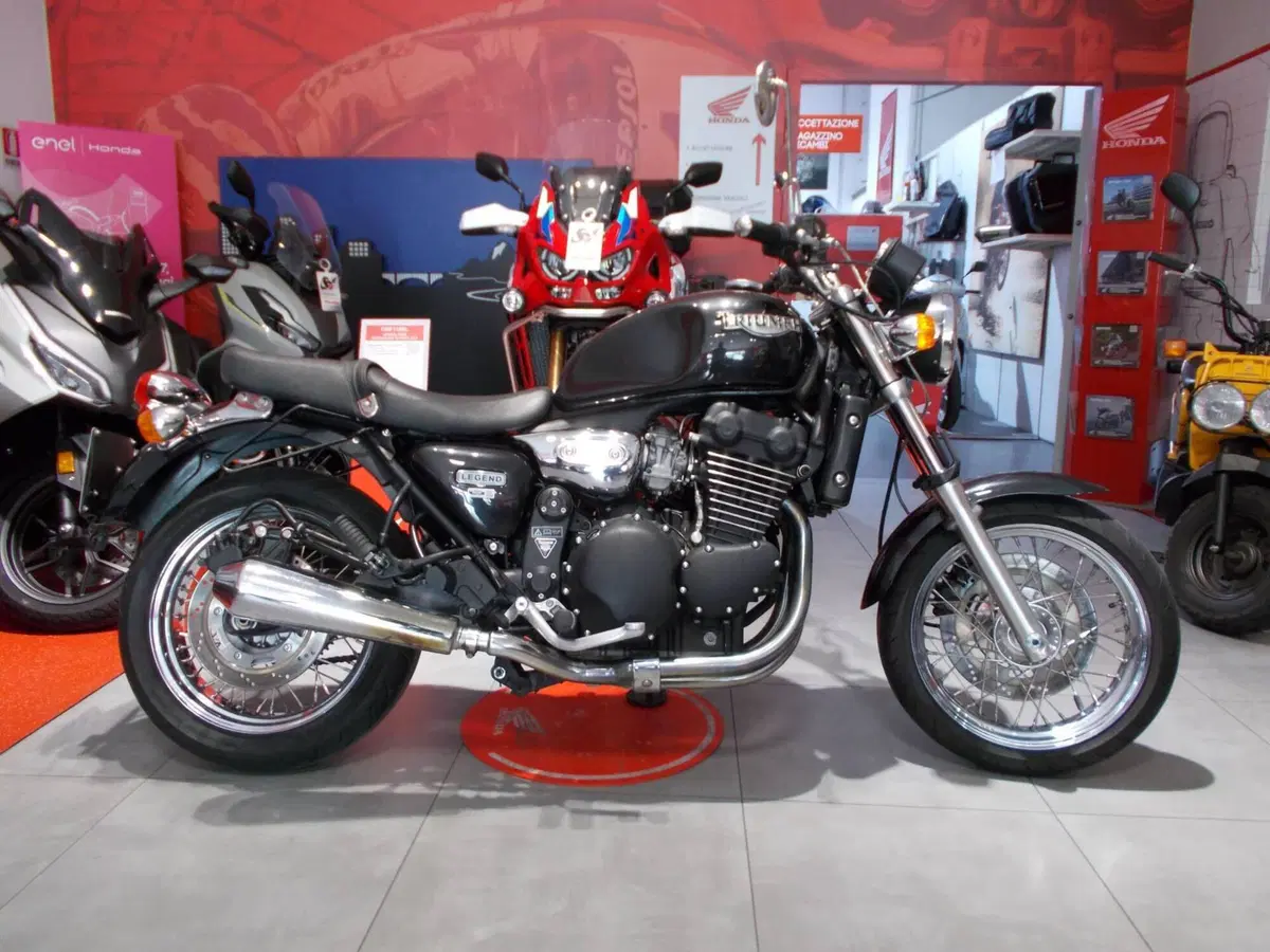Triumph Legend TT 900 (1998 - 02) (8)