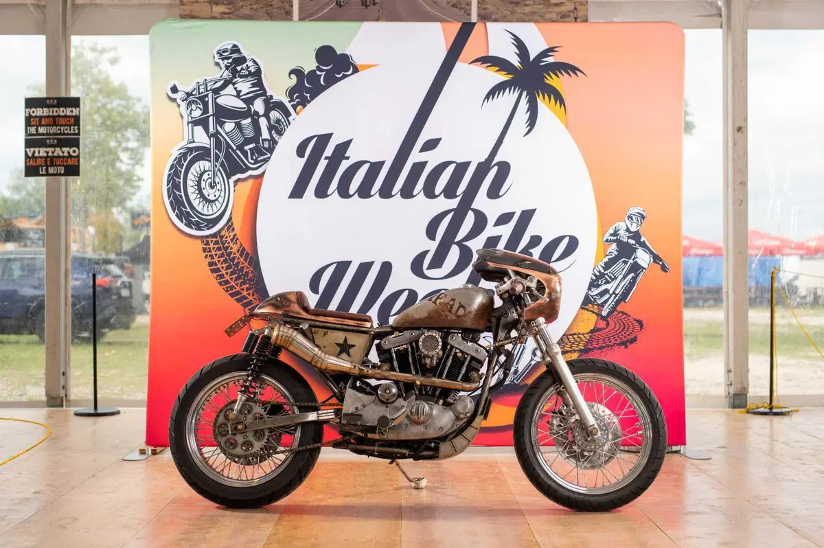 Italian Bike Week 2026: non solo Custom! Special, fuoristrada, viaggi e... auto vintage [VIDEO & GALLERY] (6)