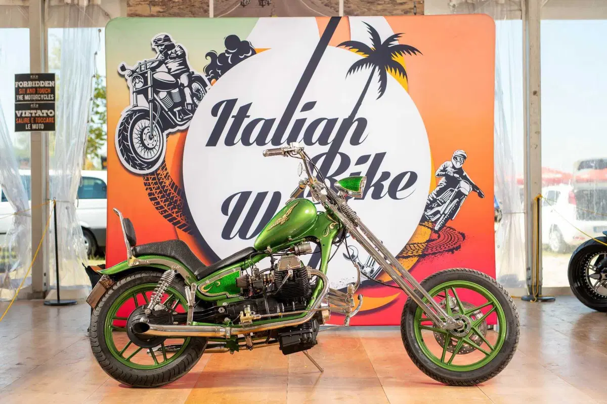 Italian Bike Week 2026: non solo Custom! Special, fuoristrada, viaggi e... auto vintage [VIDEO & GALLERY] (11)