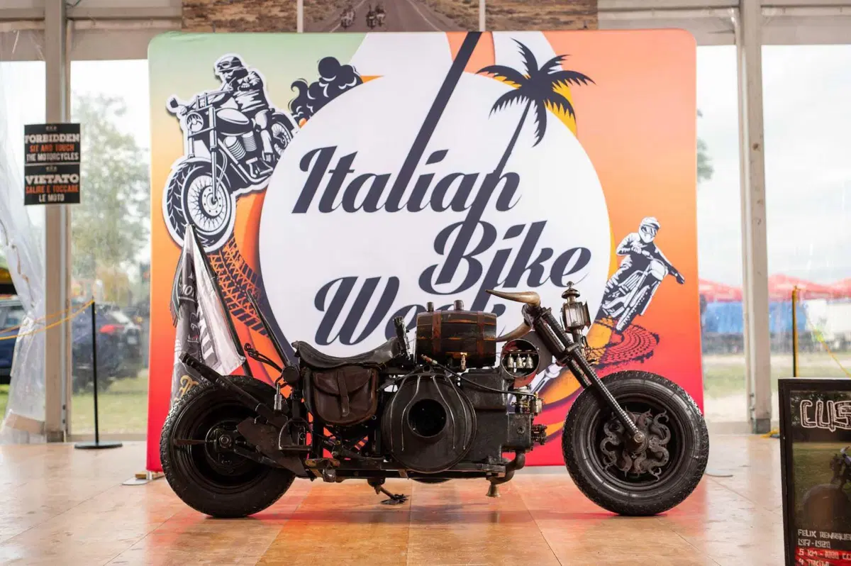 Italian Bike Week 2026: non solo Custom! Special, fuoristrada, viaggi e... auto vintage [VIDEO & GALLERY] (12)