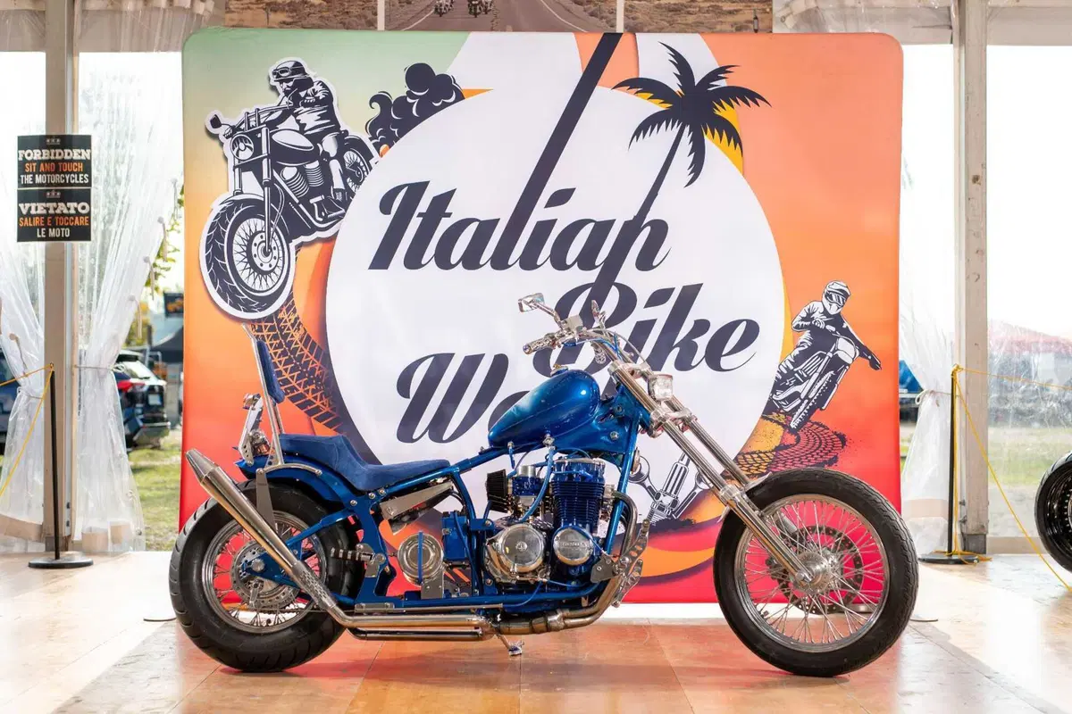 Italian Bike Week 2026: non solo Custom! Special, fuoristrada, viaggi e... auto vintage [VIDEO & GALLERY] (13)