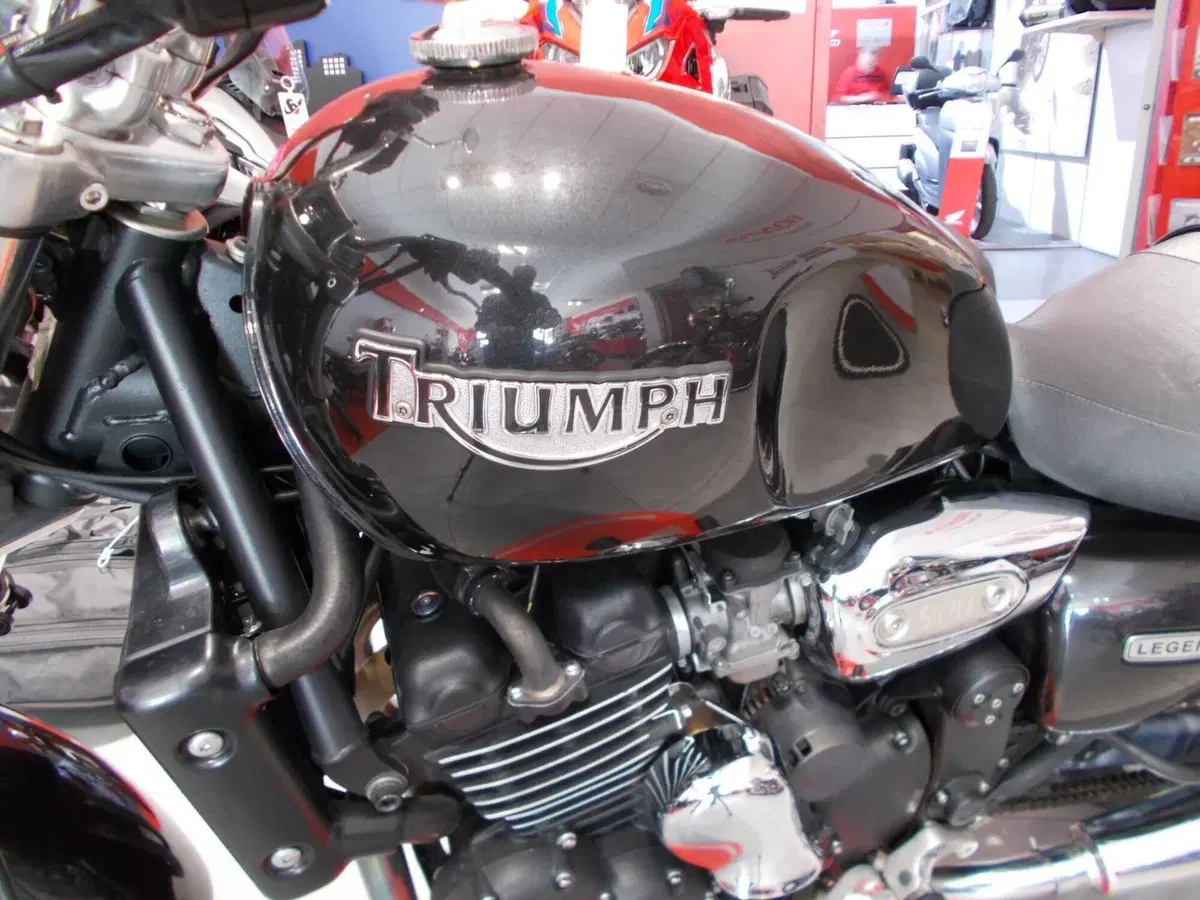 Triumph Legend TT 900 (1998 - 02) (10)