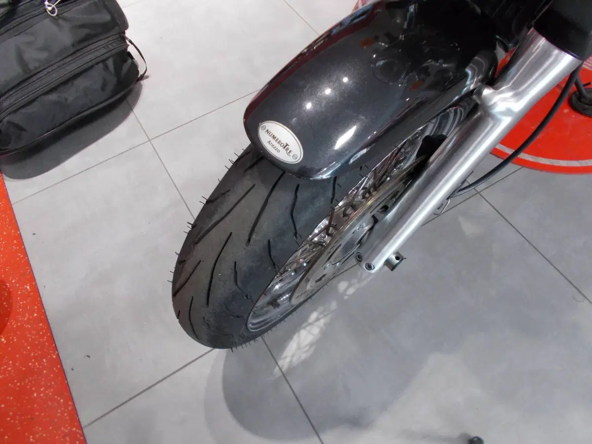 Triumph Legend TT 900 (1998 - 02) (15)