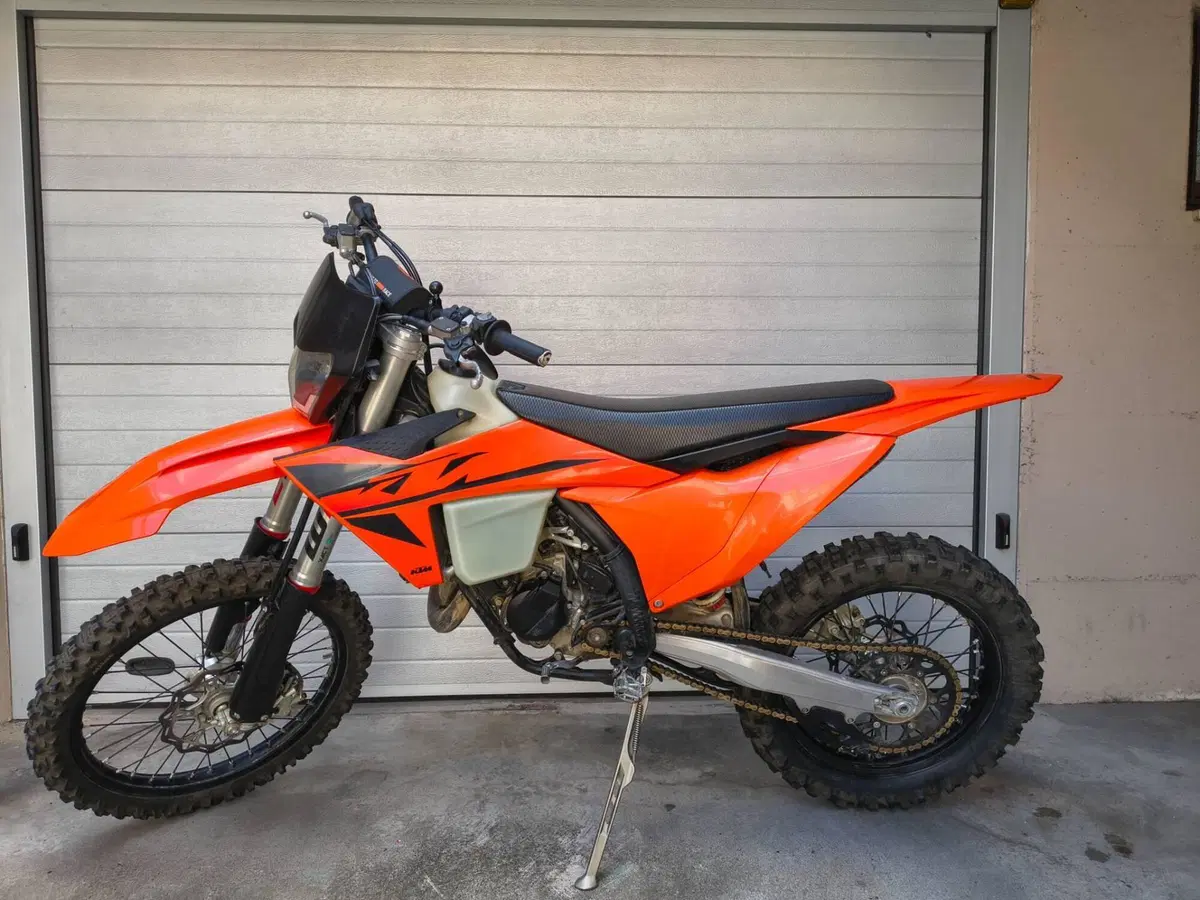 KTM 125 XC-W (2025) (4)