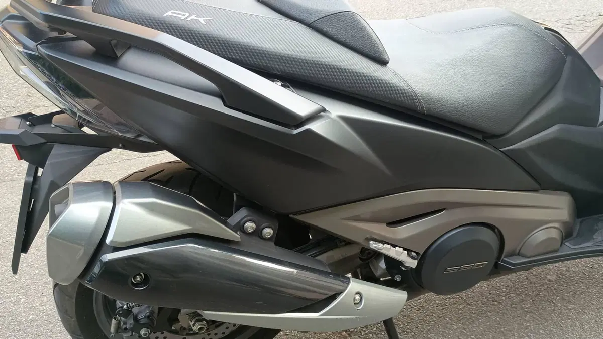 Kymco AK 550 ETS (2021 - 26) (7)