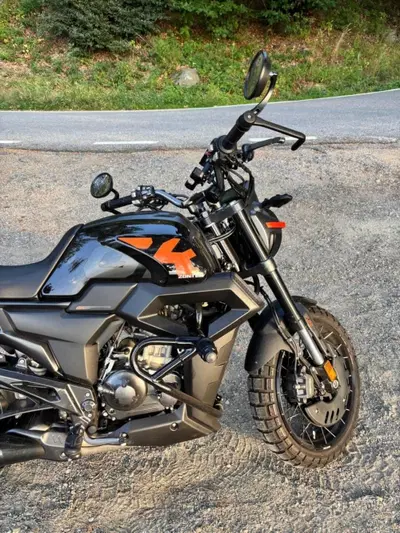 Zontes ZT125-GK (2022 - 25) usata