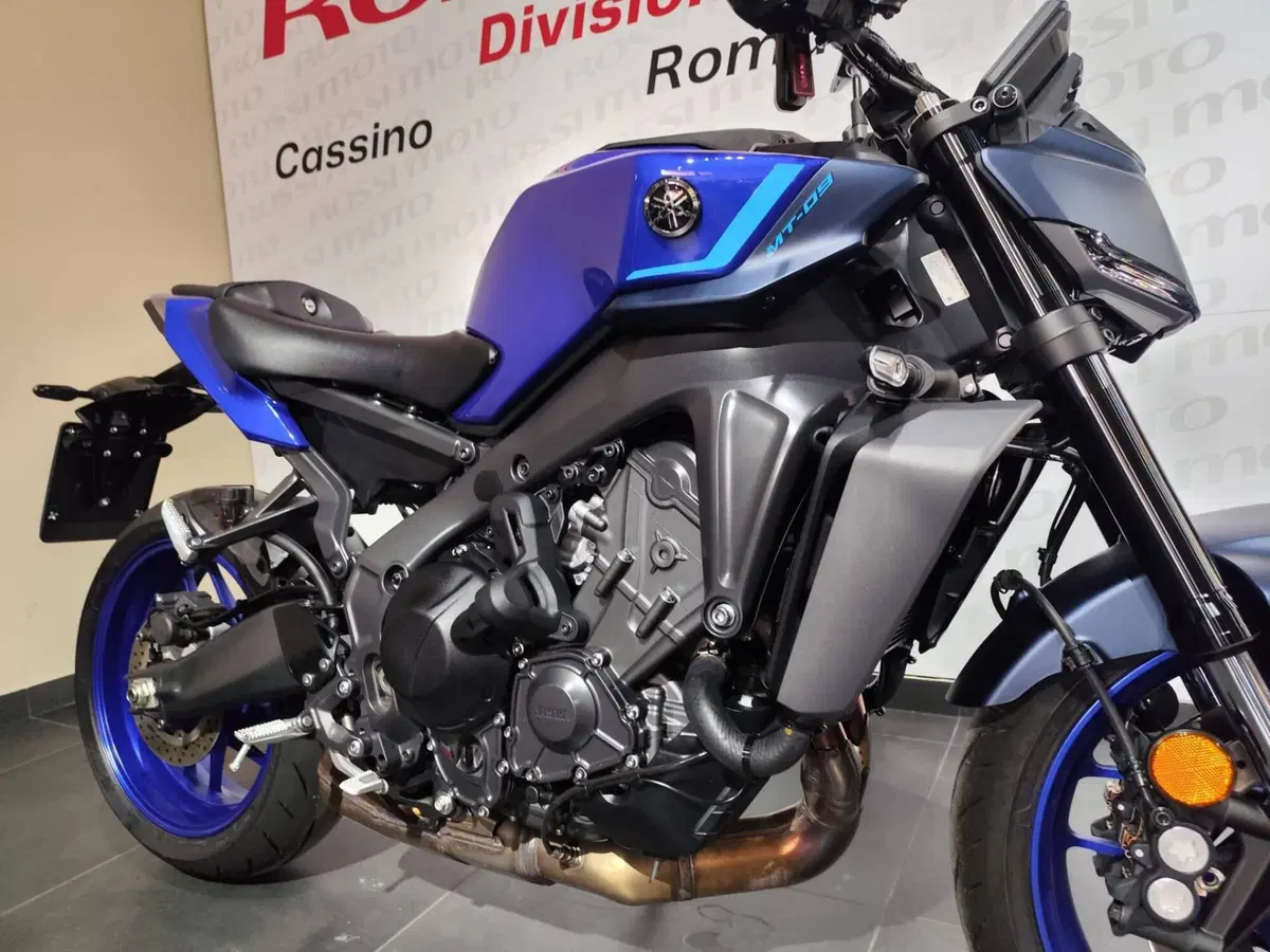 Yamaha MT-09 Y-AMT (2024 - 26) (3)