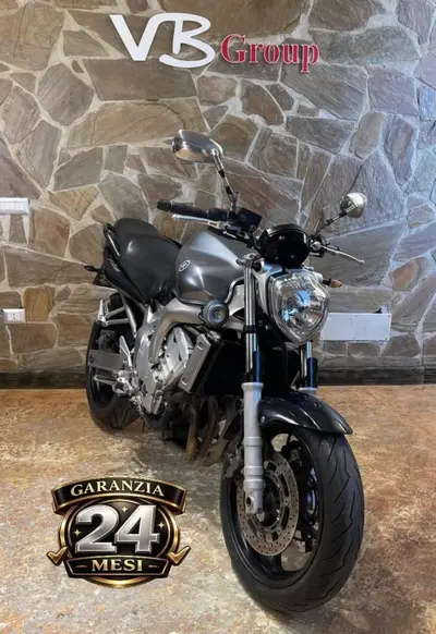 Yamaha FZ6 (2004 - 07) usata