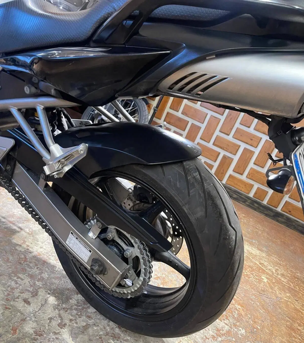 Yamaha FZ6 (2004 - 07) (13)
