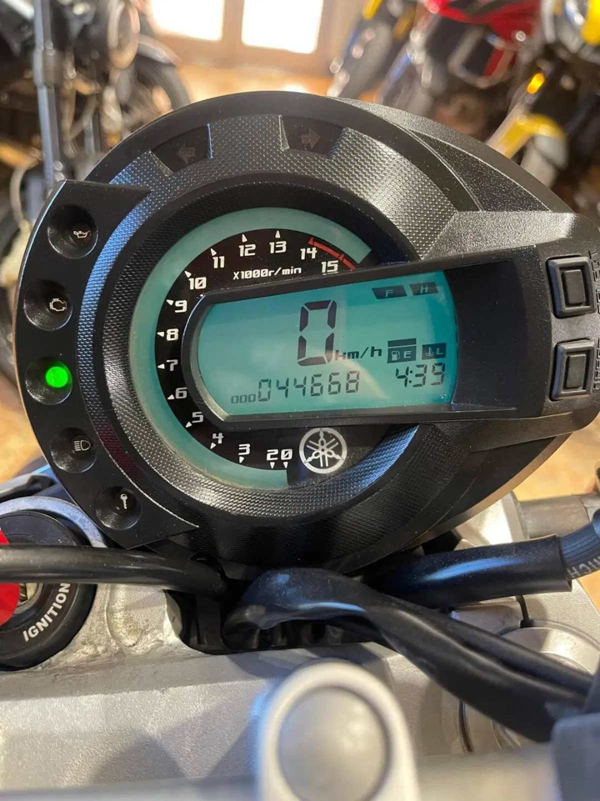 Yamaha FZ6 (2004 - 07) (17)