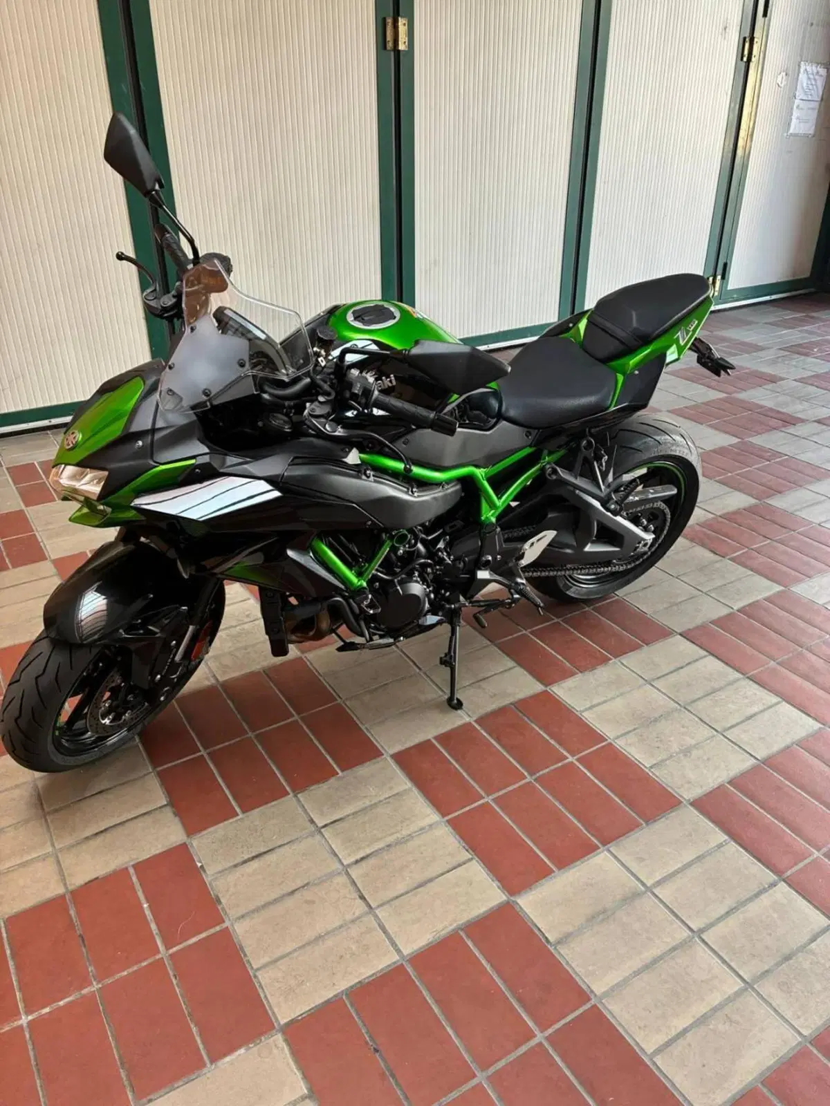Kawasaki Z H2 (2021) (6)