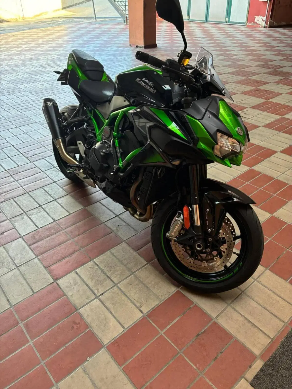 Kawasaki Z H2 (2021) (7)