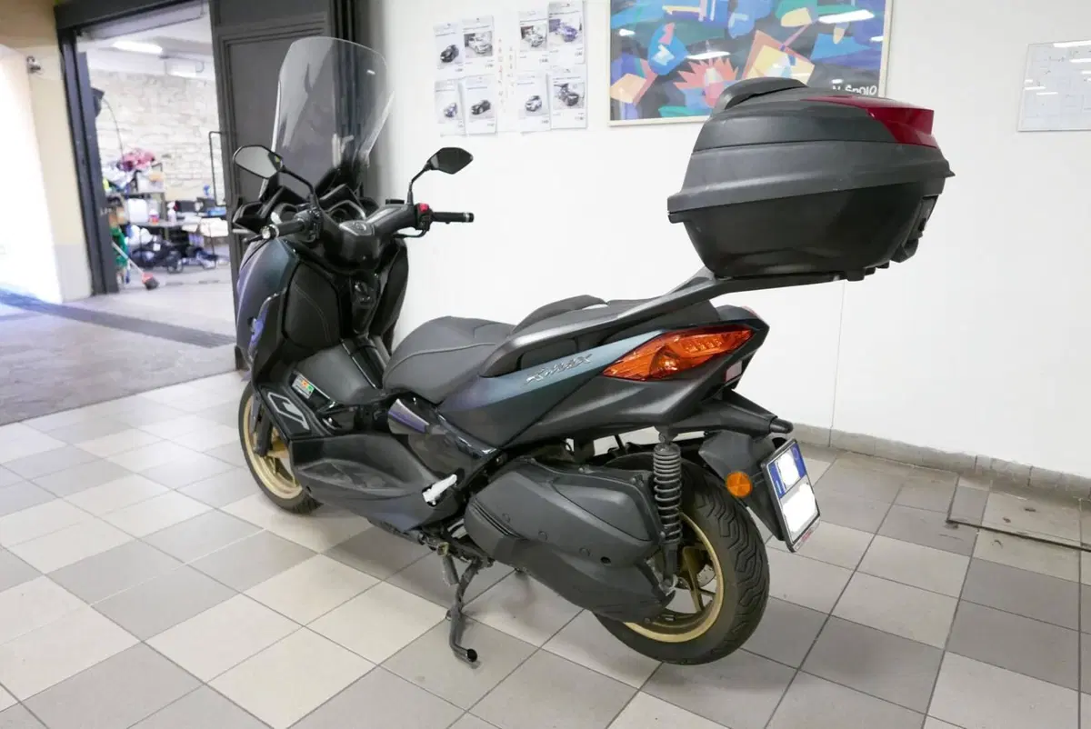 Yamaha X-Max 300 Tech Max (2021 - 24) (3)