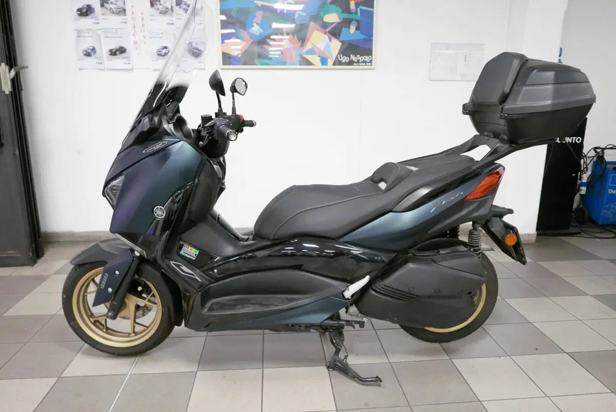 Yamaha X-Max 300 Tech Max (2021 - 24) (6)