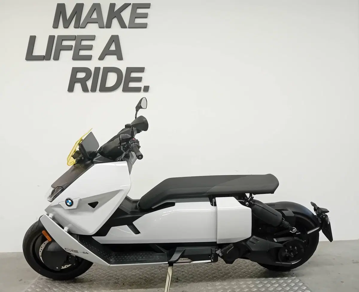Bmw CE 04 (2021 - 25) (2)