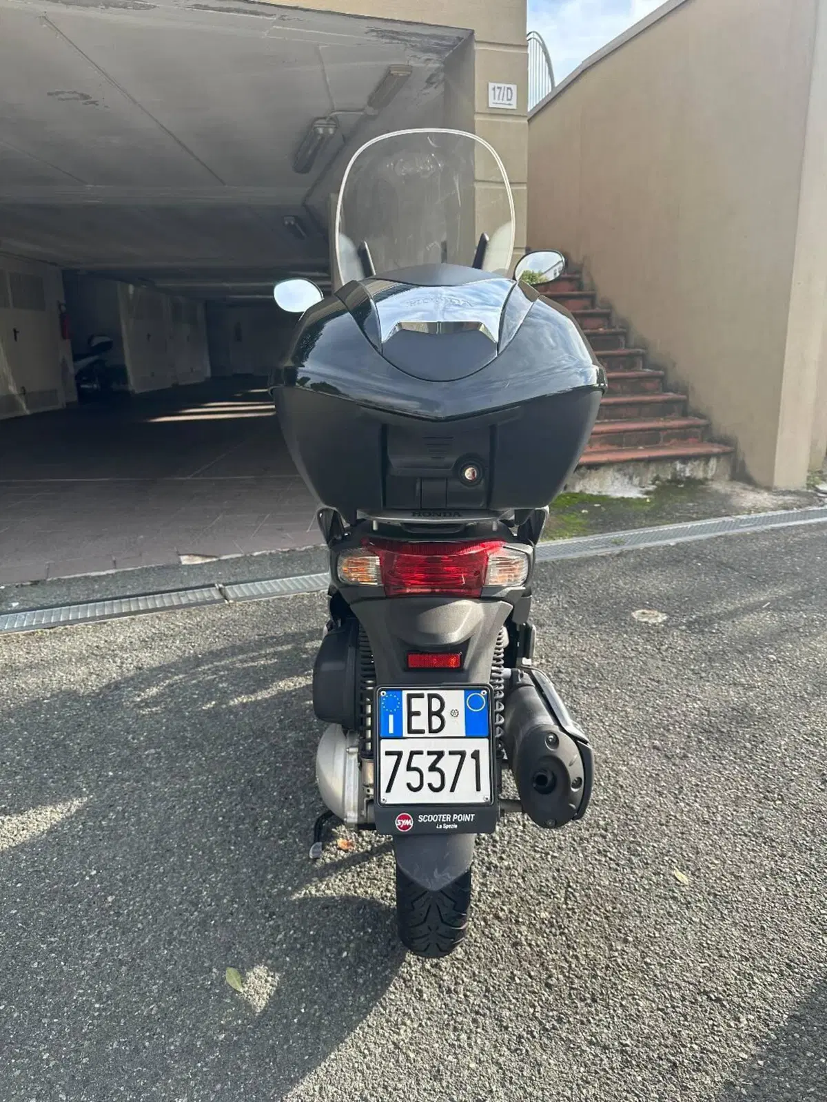 Honda SH 300 i (2011 - 14) (2)