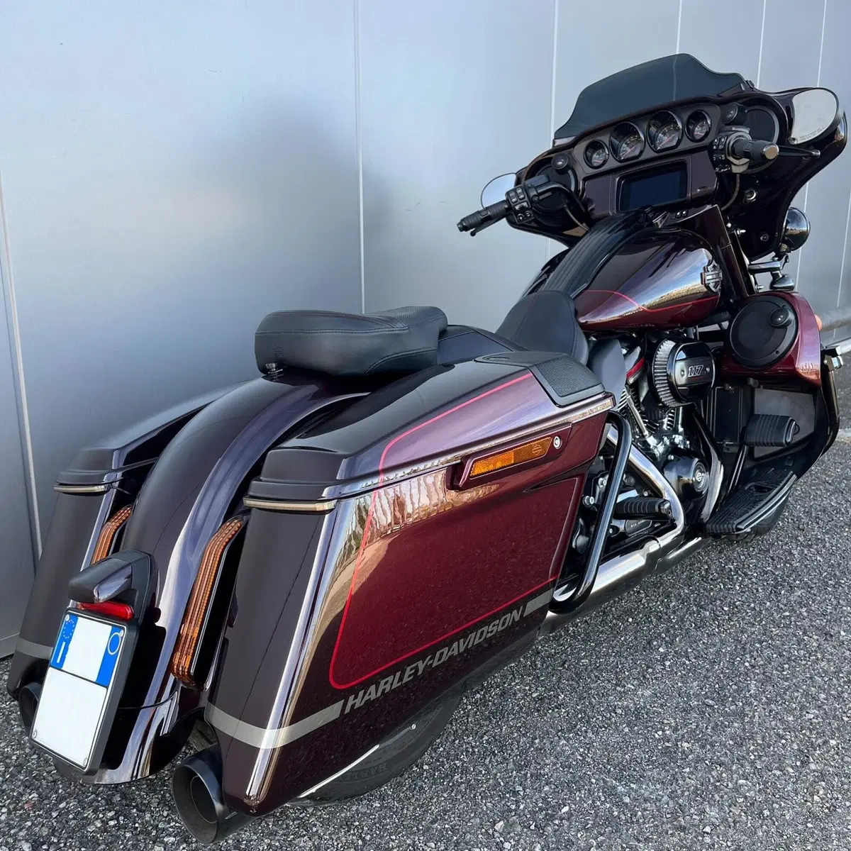 Harley-Davidson 117 Street Glide (2018 - 20) - FLHXSE (25)