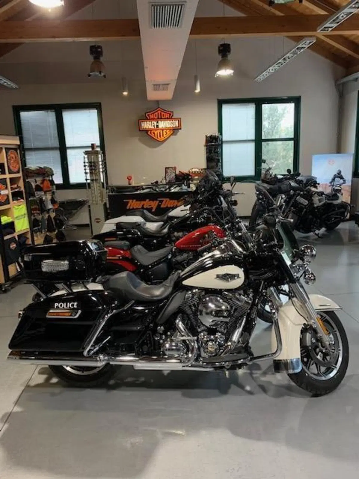 Harley-Davidson 107 Road King (2017) - FLHR (4)
