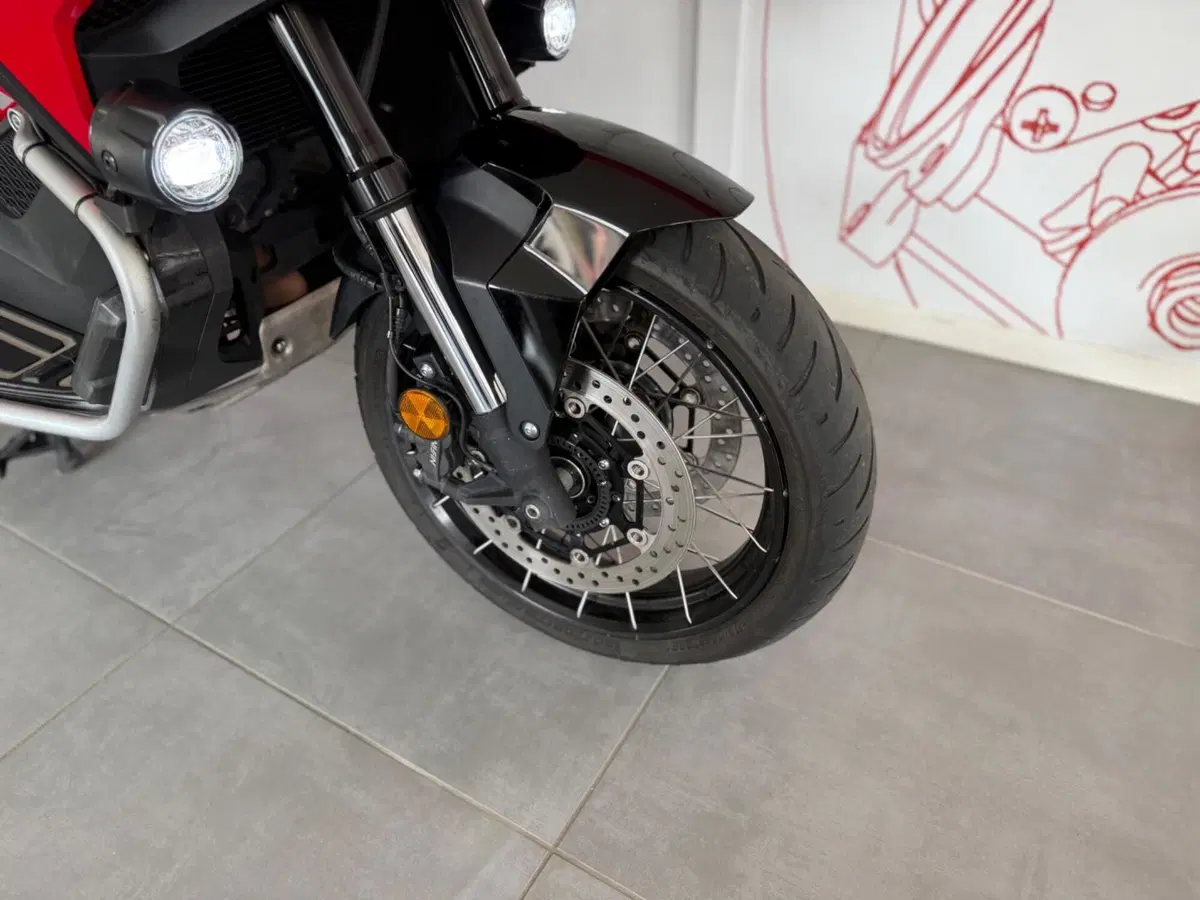 Honda X-ADV 750 DCT (2021 - 24) (7)