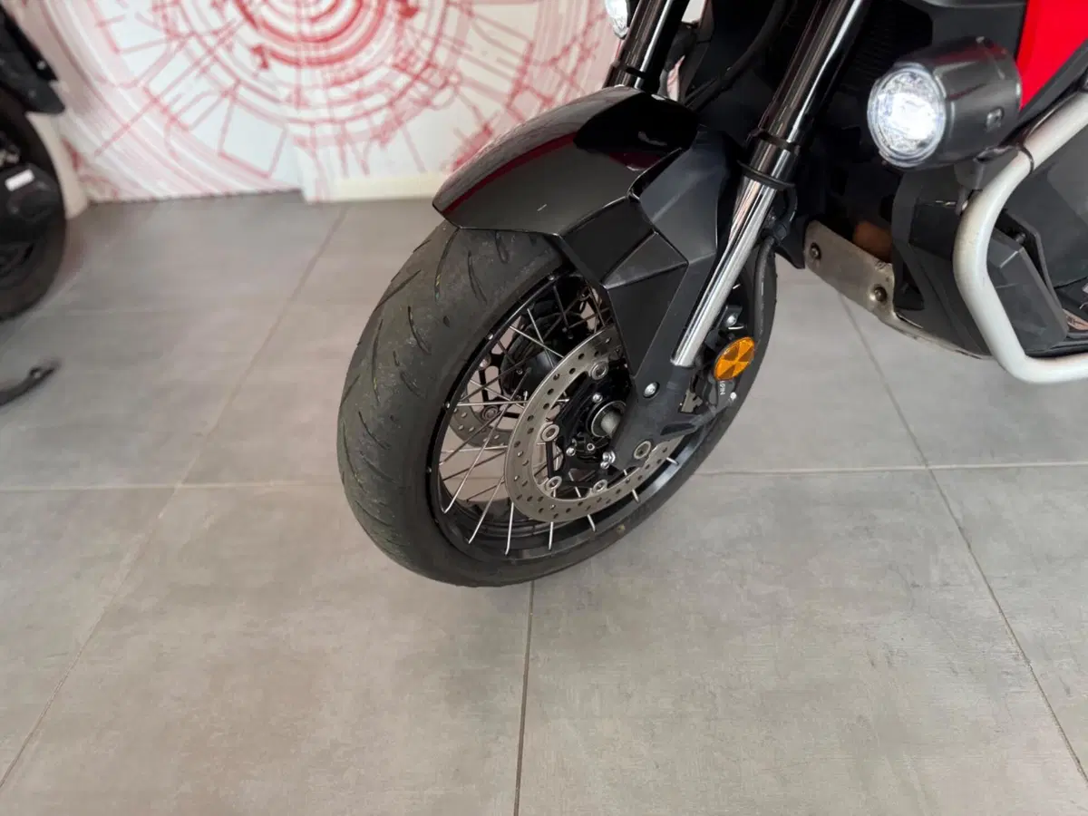 Honda X-ADV 750 DCT (2021 - 24) (11)