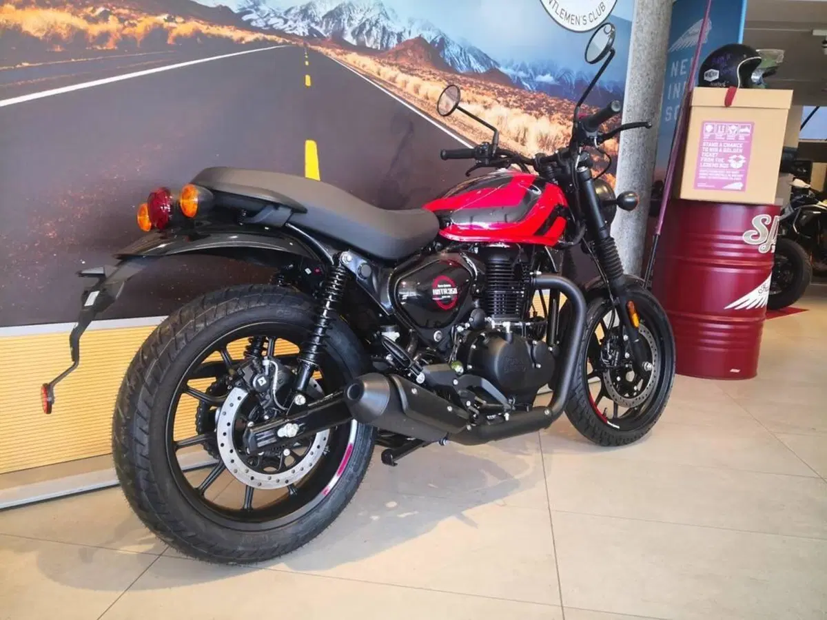 Royal Enfield HNTR 350 (2022 - 26) (6)