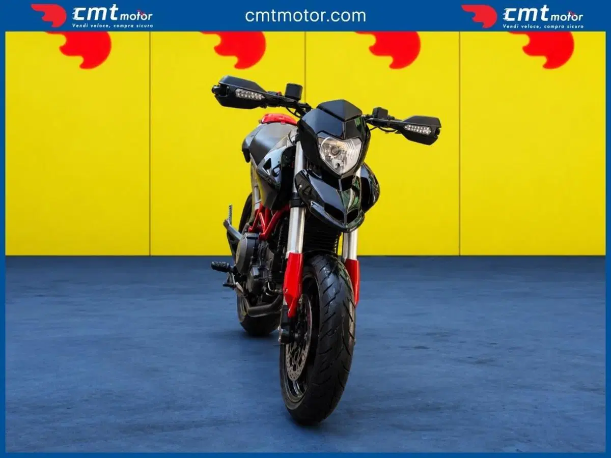 Ducati Hypermotard 796 (2012) (3)