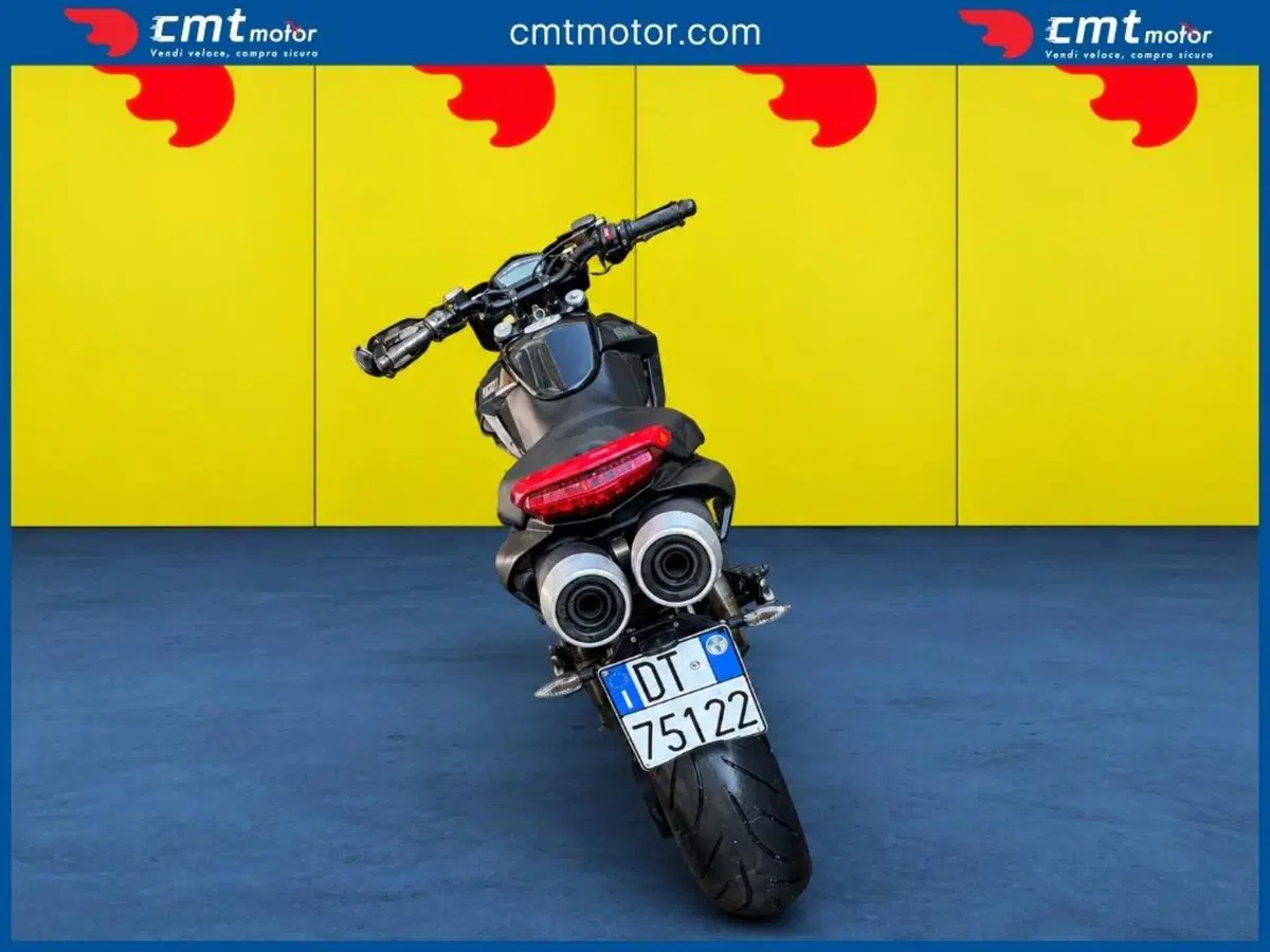 Ducati Hypermotard 796 (2012) (4)