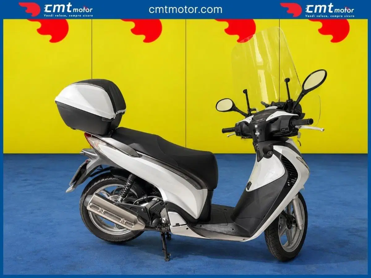 Honda SH 150i (2009 - 12) (3)