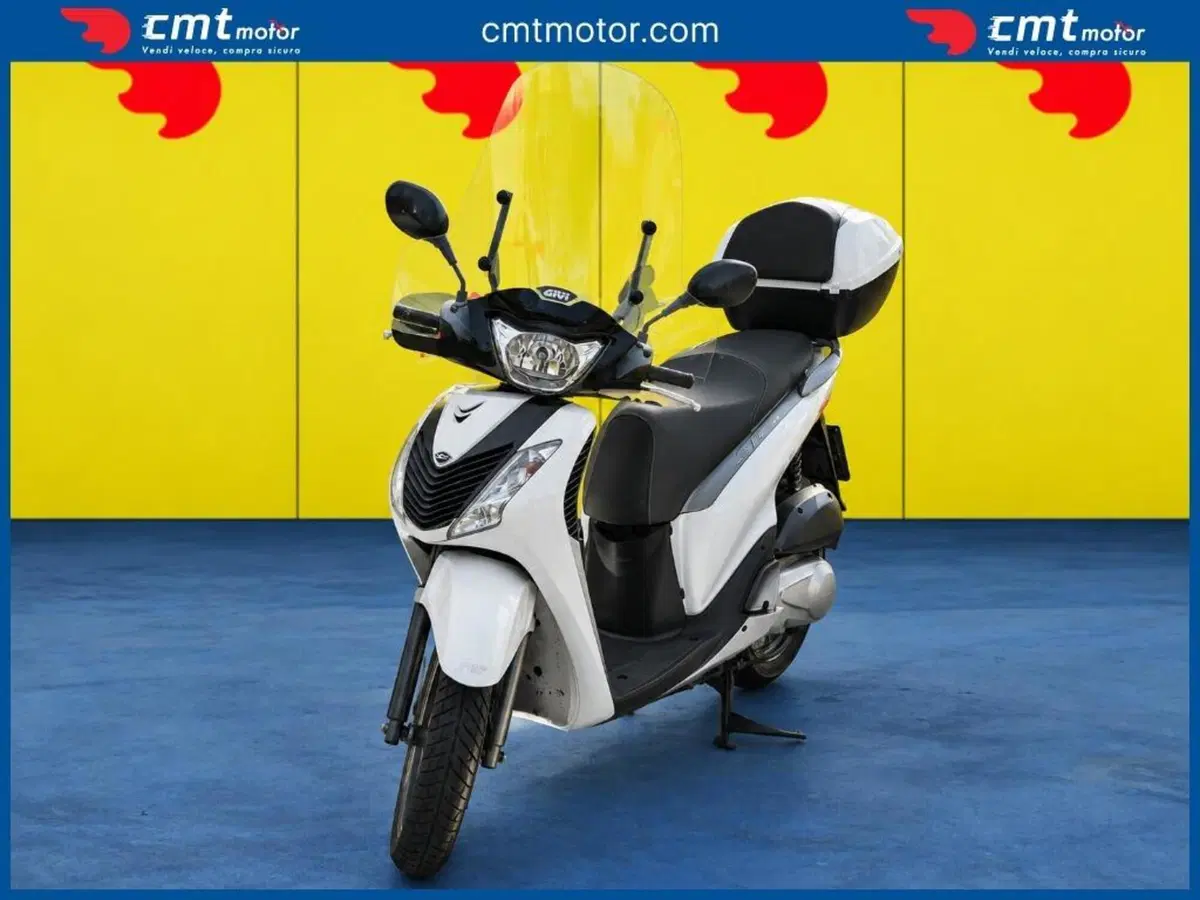 Honda SH 150i (2009 - 12) (4)