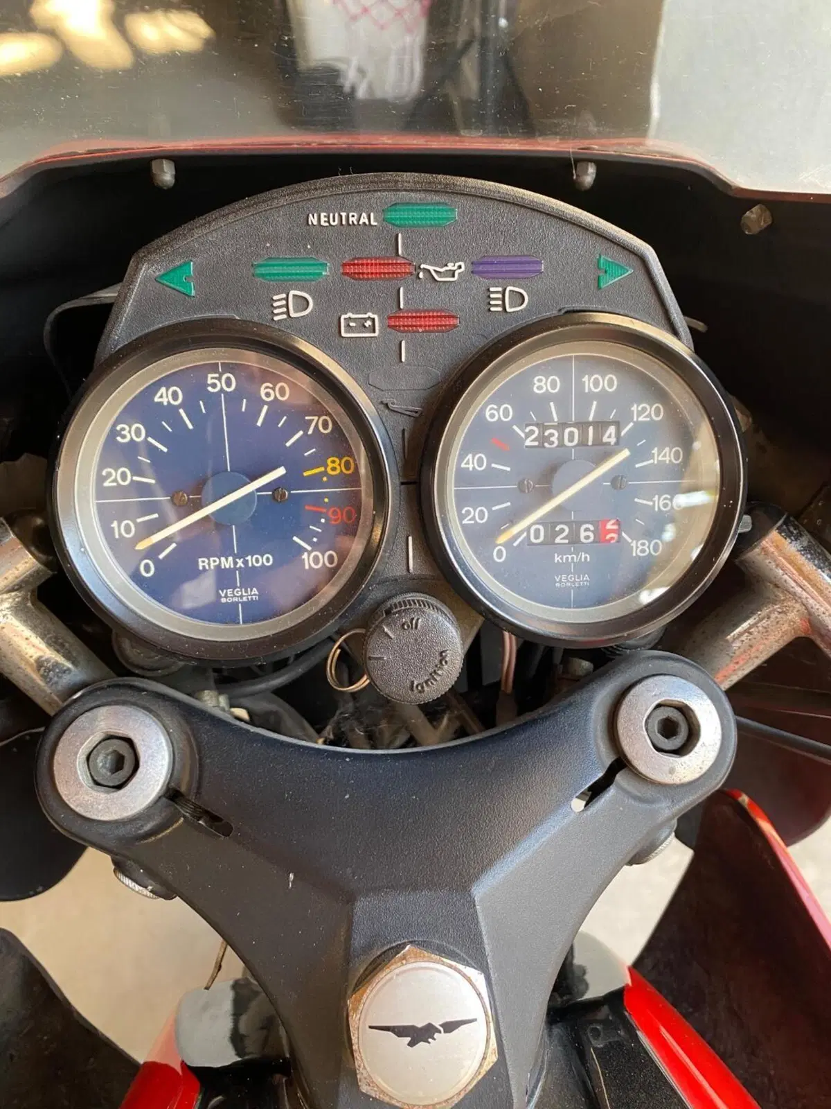 Moto Guzzi Imola 1 (4)