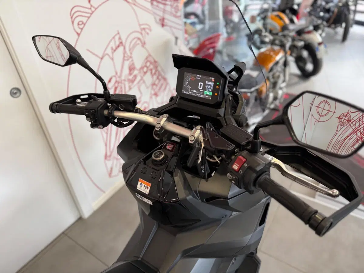 Honda X-ADV 750 DCT (2021 - 24) (8)