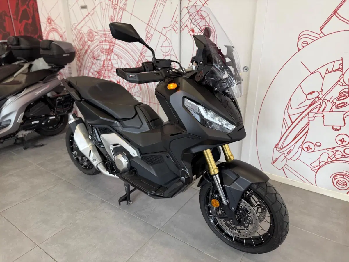 Honda X-ADV 750 DCT (2021 - 24) (2)
