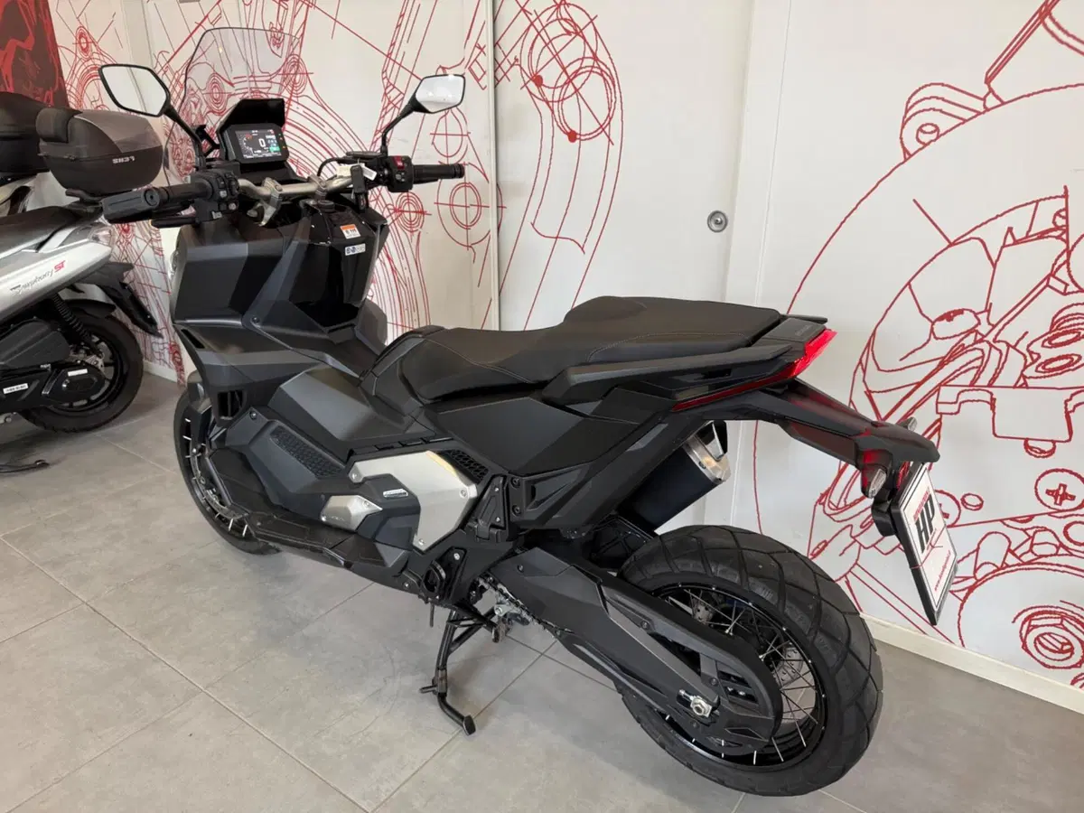 Honda X-ADV 750 DCT (2021 - 24) (6)