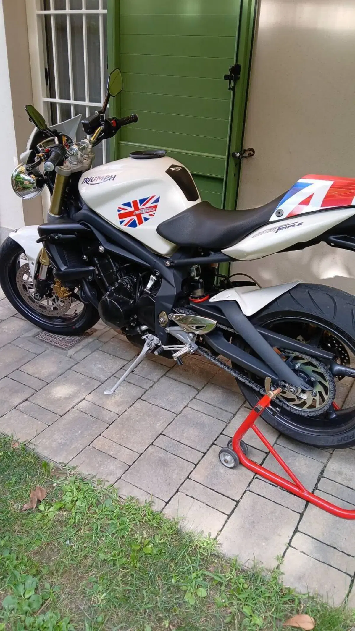 Triumph Street Triple (2007 - 12) (10)