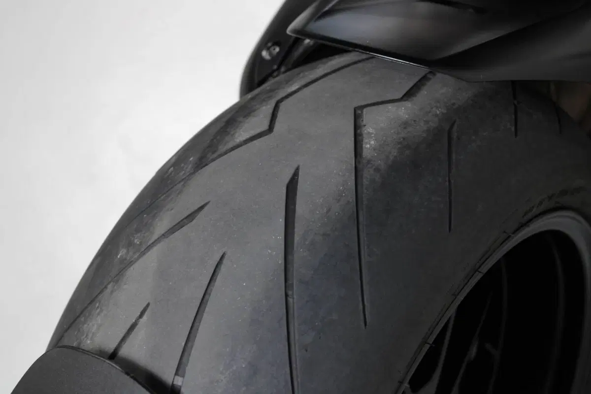 Ducati Diavel 1260 S (2021 - 22) (8)