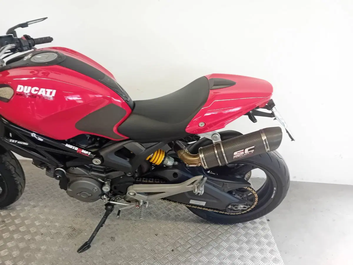 Ducati Monster 696 (2008 - 13) (5)