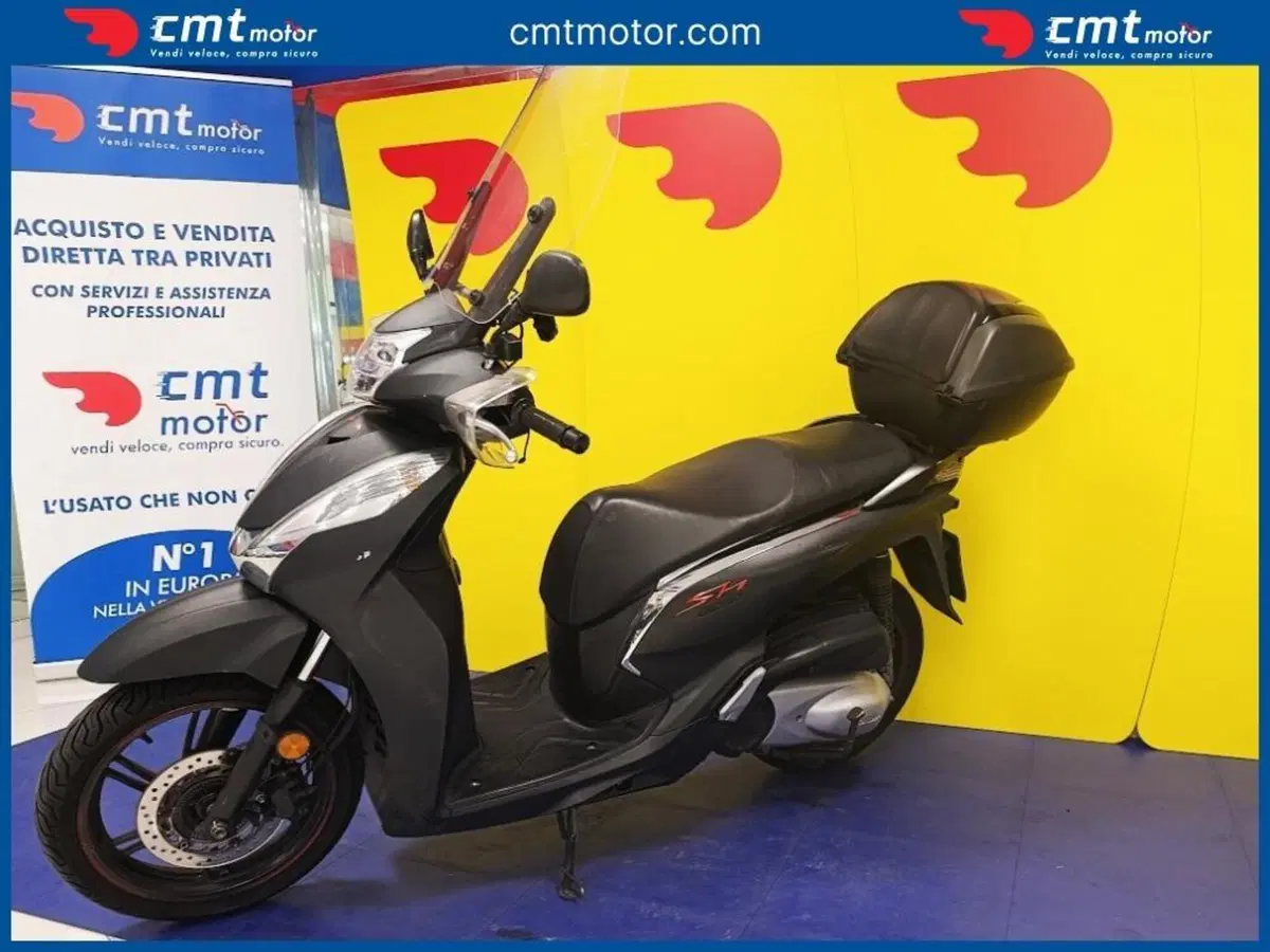 Honda SH 300 i ABS (2016 - 20) (2)