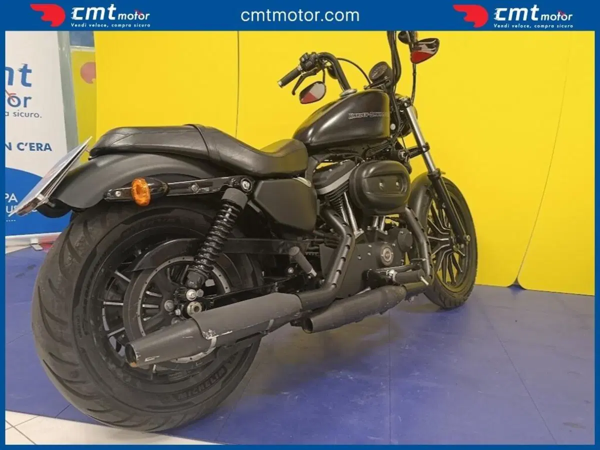 Harley-Davidson 883 Iron (2009 - 11) - XL 883N (4)