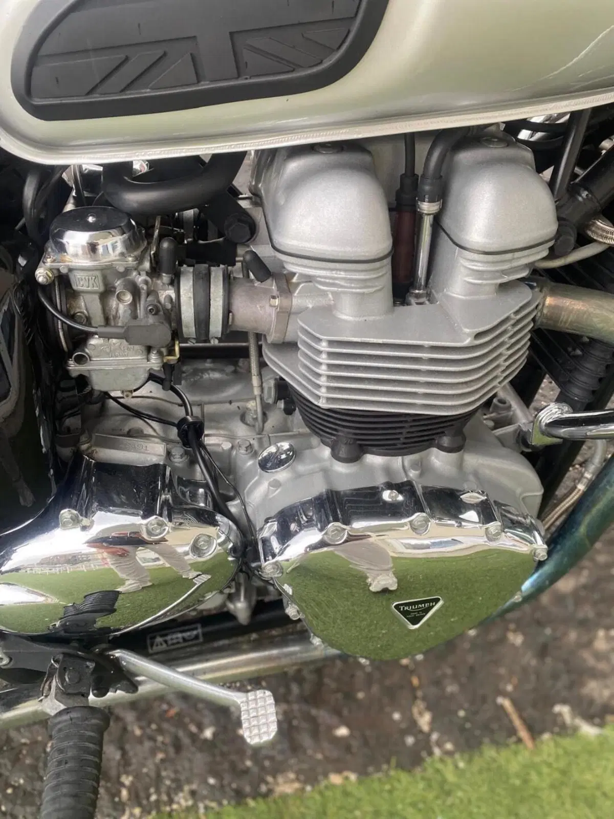 Triumph Bonneville LTD 908 MD Vers. 1 a Carburatori (9)