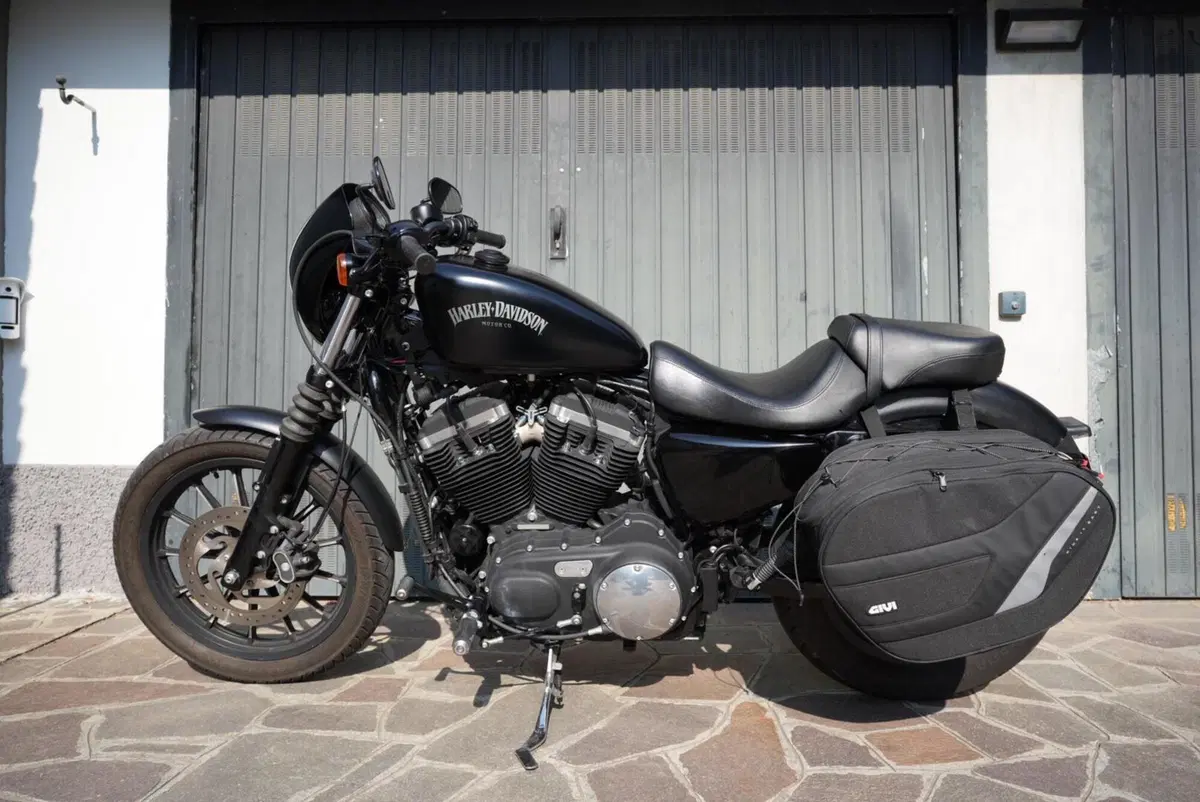 Harley-Davidson 883 Iron (2014 - 16) - XL 883N