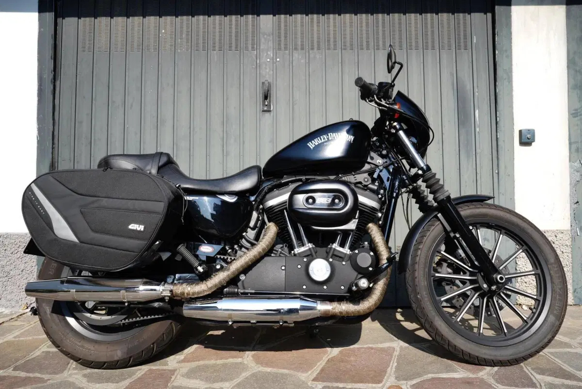 Harley-Davidson 883 Iron (2014 - 16) - XL 883N (4)