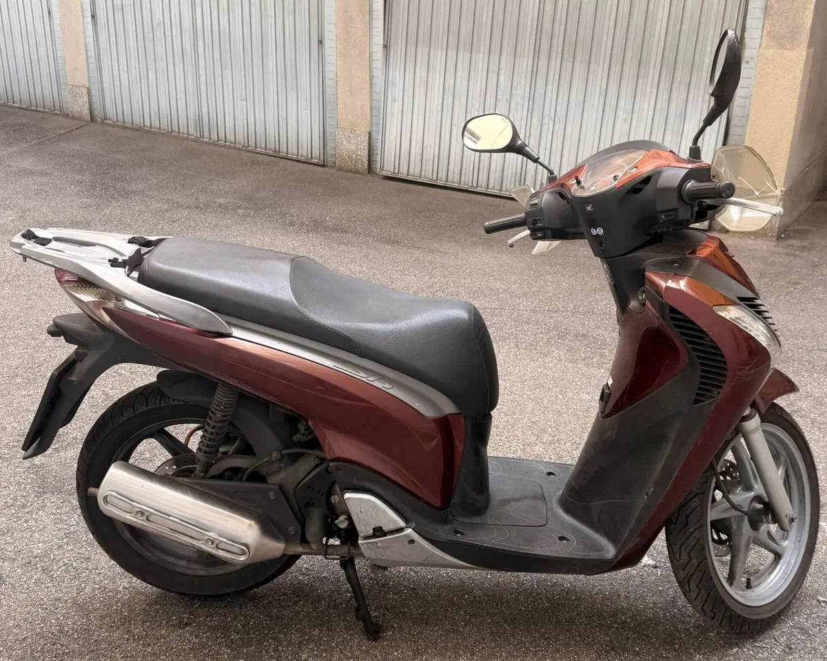 Honda SH 125 i (2009 - 12) (4)