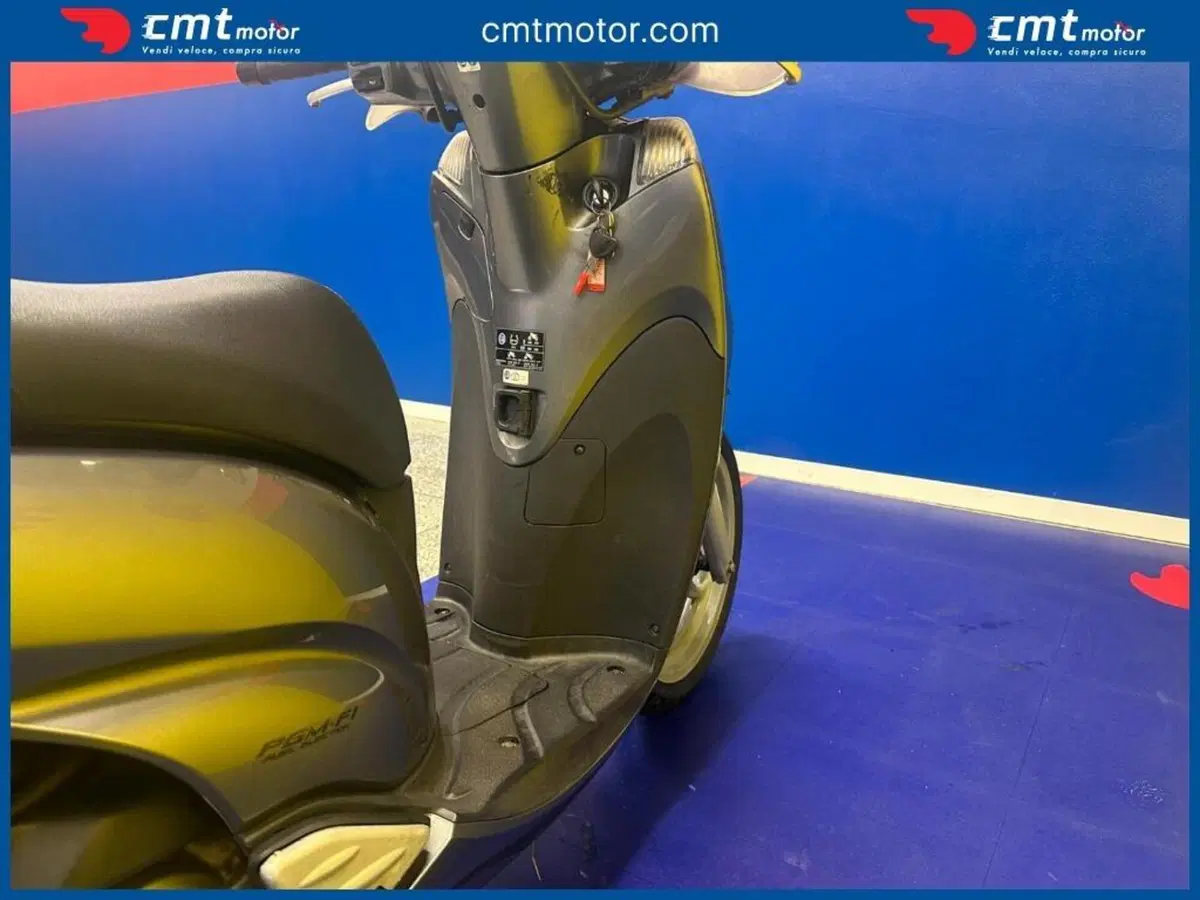 Honda SH 300 i (2006 - 10) (8)