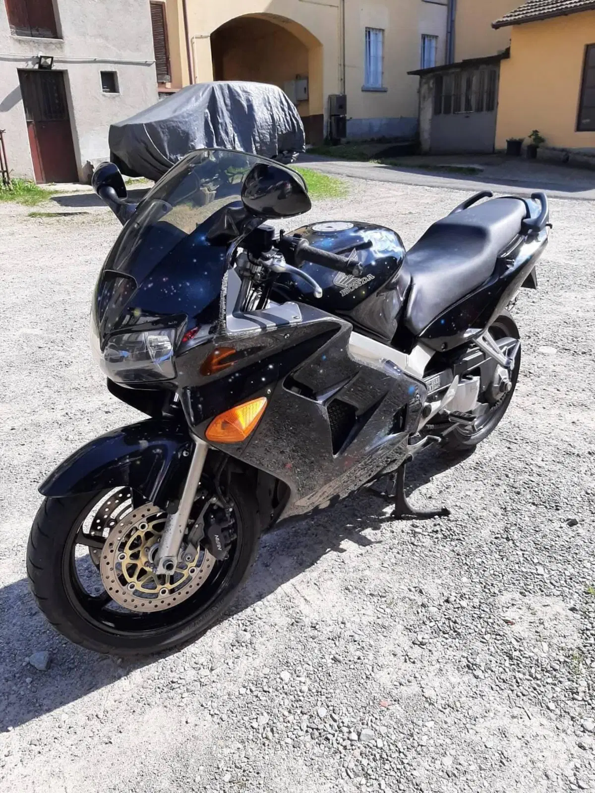 Honda VFR 800 (1998 - 01)