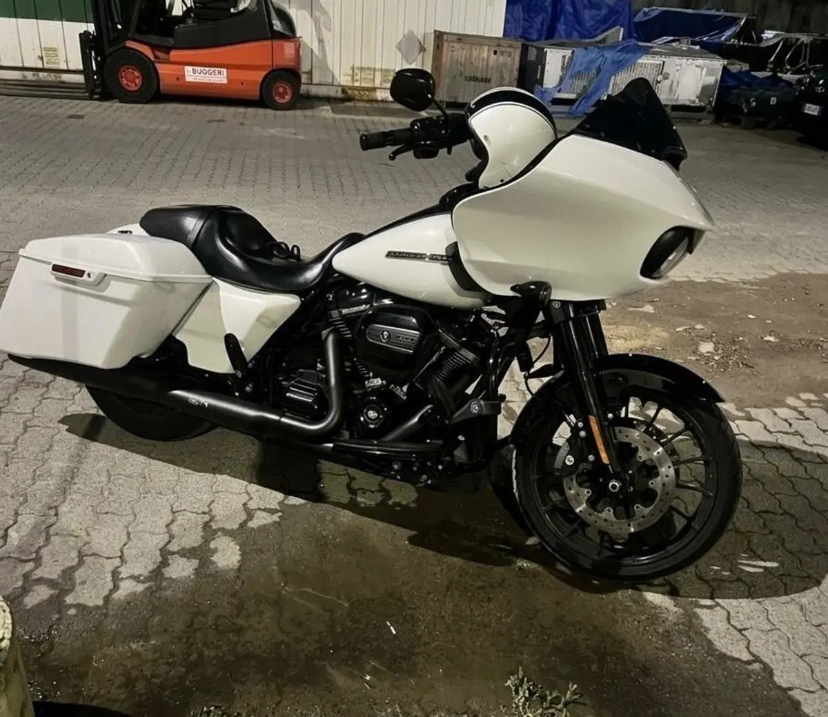 Harley-Davidson 107 Road Glide Special (2017 - 18) - FLTRXS