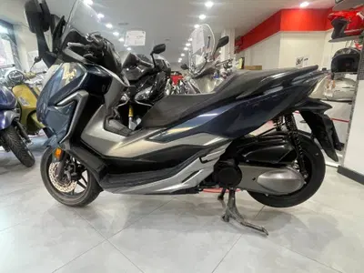 Honda Forza 300 ABS (2018 - 20) usata