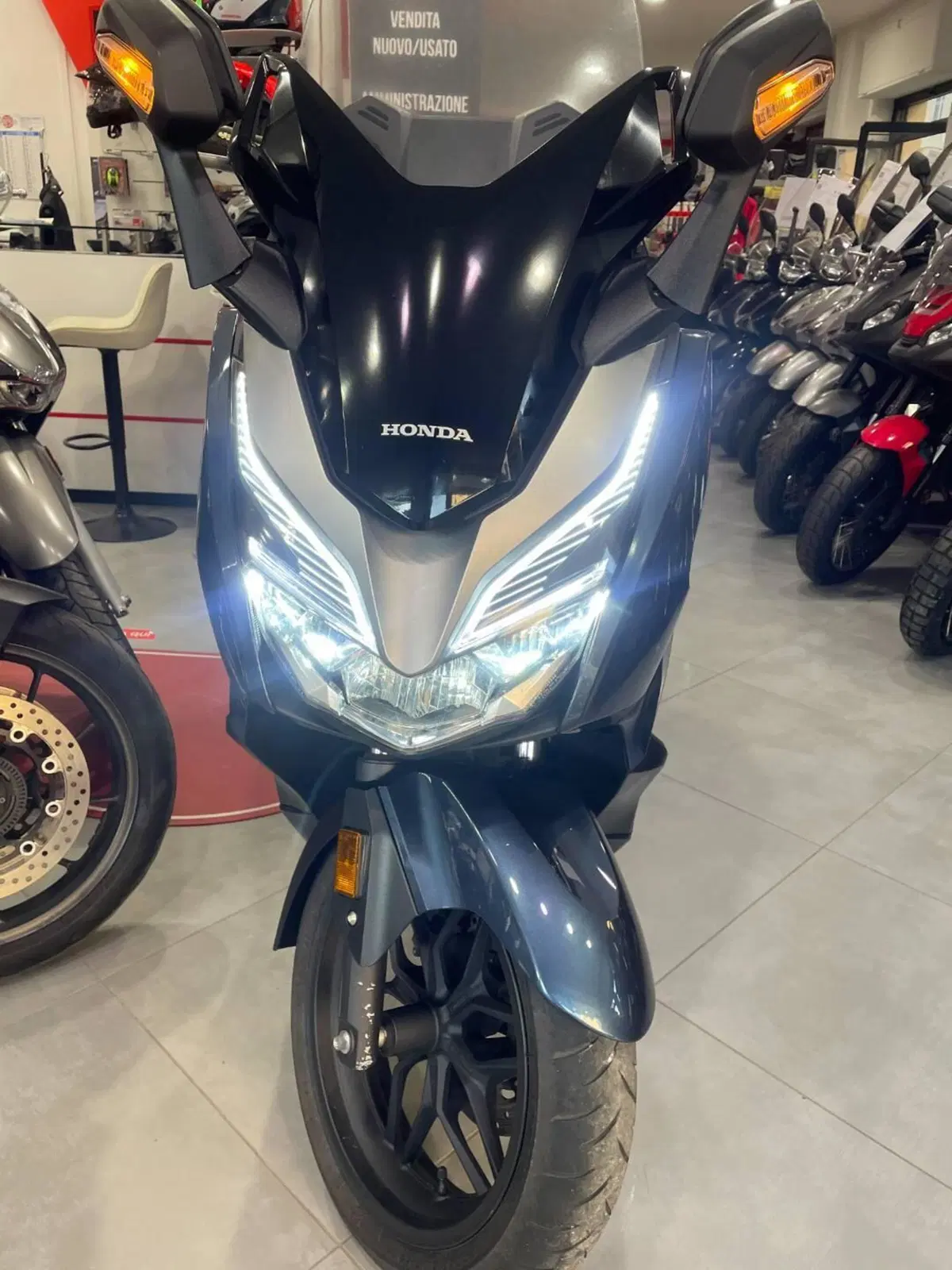 Honda Forza 300 ABS (2018 - 20) (4)